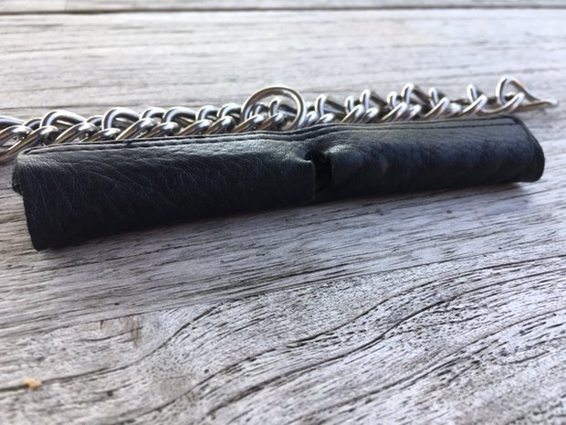 Curbchain protection Leather 